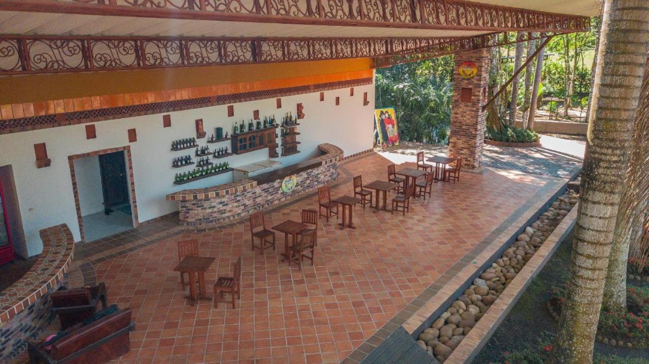 Hotel Hacienda Gualanday Apiay Exteriér fotografie
